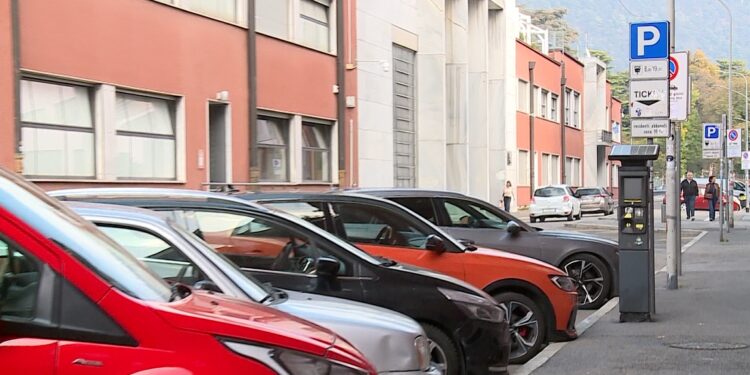 rivoluzione parcheggi Como