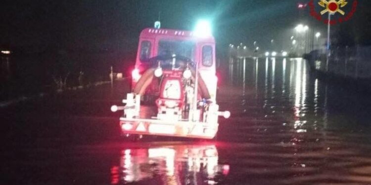 Nel corso della notte da parte dei Vigili del fuoco