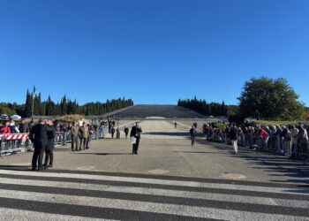 Oltre al Presidente della Camera anche il ministro Ciriani