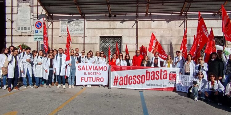 In piazza con i sindacati Filcams Cgil