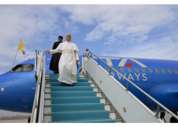 Verrà sostituito prima del volo da Istanbul a Beirut