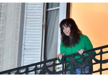 Sigilli su 100 proprietà dopo la condanna per corruzione e frode