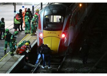 Poi dichiara: 'È incidente grave'. Testimoni: 'scene orribili'