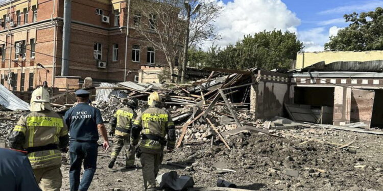 Droni sulla città portuale di Taganrog