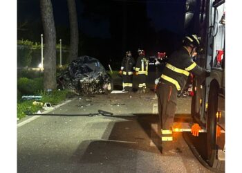 Per cause in corso accertamento avrebbe perso controllo vettura