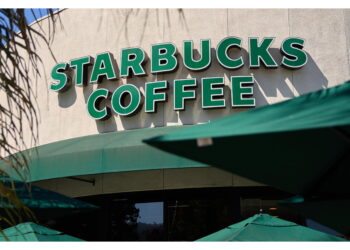 In oltre 40 città e in concomitanza del Red Cup Day