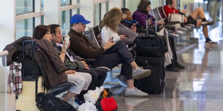 Traffico aereo ridotto 4%