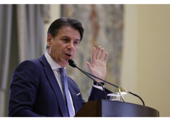 'Fallito su tutto ma non quando si tratta di tutelare se stessi'