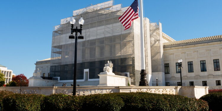 La giudice Barrett: 'Potrebbe essere un pasticcio'