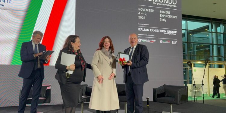 Riconoscimento conferito oggi al primo cittadino di Trieste