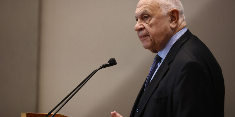 'Non ancora pervenuti tutti gli atti richiesti'