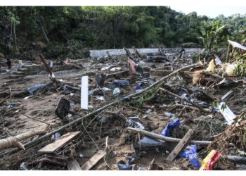 I dispersi sono ancora 127. Alluvioni 'senza precedenti'