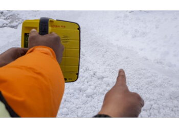 Due di loro sarebbero una guida e un fotografo abruzzesi