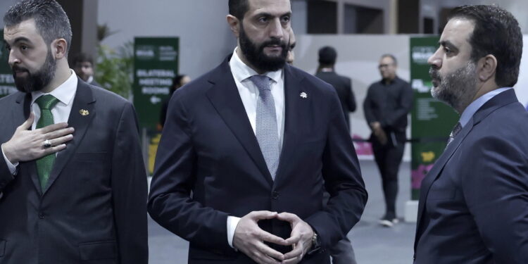 Sulla scia dell'Onu e dopo averle già revocate a Stato siriano