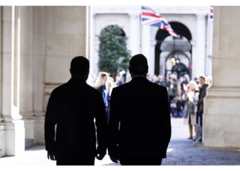 Londra ripete: 'No a modifiche dei confini ucraini con la forza'