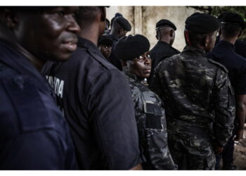 'Processo elettorale sospeso