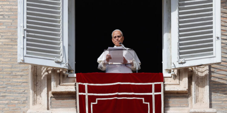 "Non possiamo abituarci alla guerra e alla distruzione"