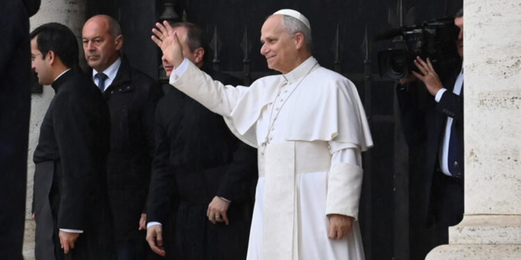 Leone XIV raggiunge il monastero della agostiniane
