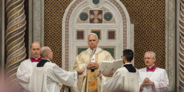 'Testimoniare con la vita anche se spesso nostre mani sporche'