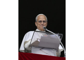 'Insistere per la pace. Tutti i giorni muoiono persone'