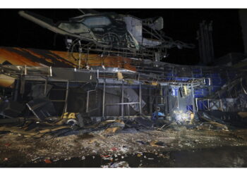 'Si contano anche dieci feriti'