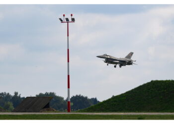 Varsavia fa alzare i caccia per salvaguardare spazio aereo