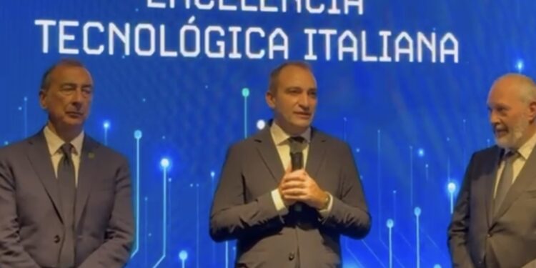 All'inaugurazione i sindaci di Milano e Torino