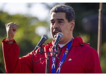 'Gli imperialisti stiano fuori di qui'