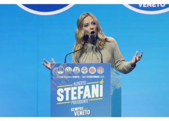 Congratulazioni a Decaro in Puglia e Fico in Campania