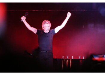 Fondatore Pink Floyd invia un video saluto musicale