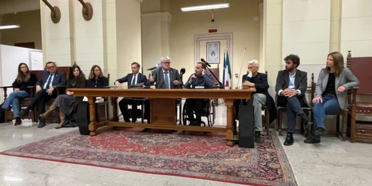 E' la terza volta. Intimidazione anche a un assessore