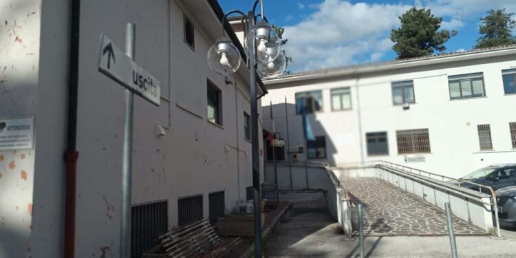 Centinaia di insulti dopo il caso della 'famiglia del bosco'