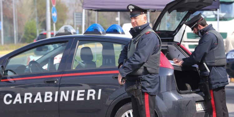 Fermati in due nel Reggiano dopo inseguimento