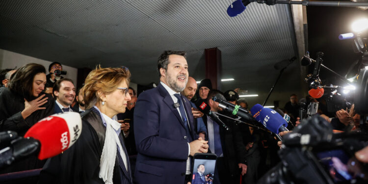 Memoria 'boccia' impugnazione assoluzione Salvini
