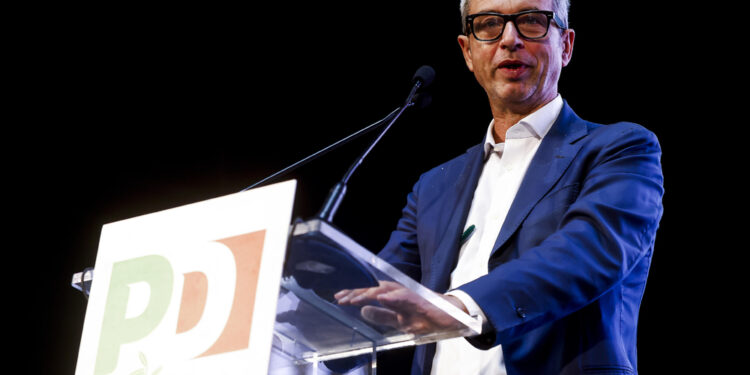 Il presidente del M5s ha criticato Schlein: 'Si è ritirata'