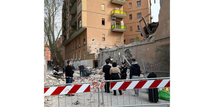 Sono accusati di omicidio colposo per la morte di un turista