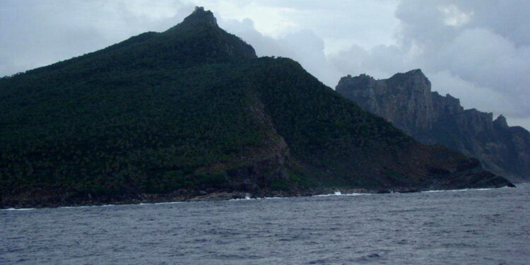 Giappone denuncia blitz alle Senkaku di amministazione nipponica