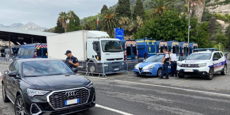 Fermato durante un controllo lungo il fiume Roja
