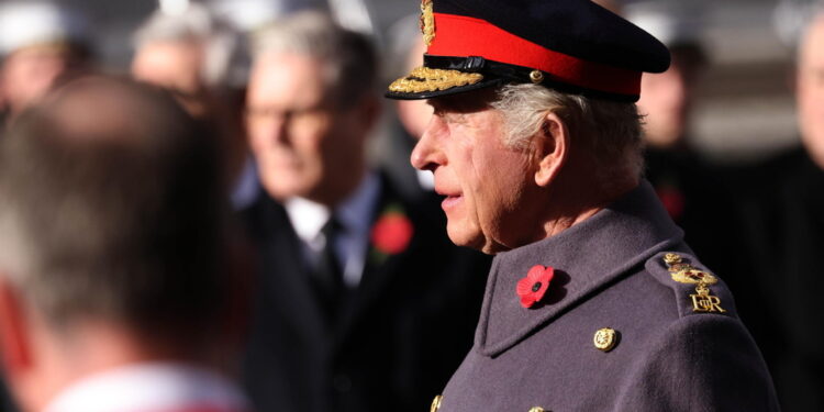 Celebrazione privata in tono minore. Sovrano in visita in Galles