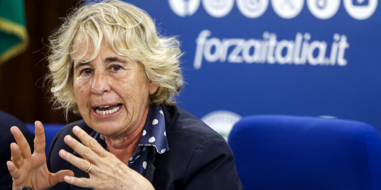 Di lui non intendo occuparmi.Tangentopoli fu scandalo e barbarie