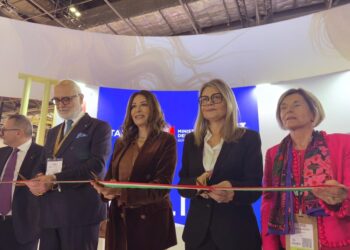 Ministro e vertici Enit alla grande fiera di Londra