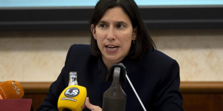 Si occupino di economia