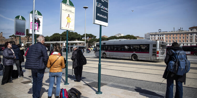 Stop anche a Latina e autostrada Milano