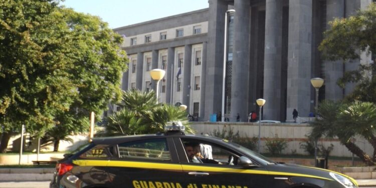 Precedente titolare Conservatoria indagato con altre 4 persone