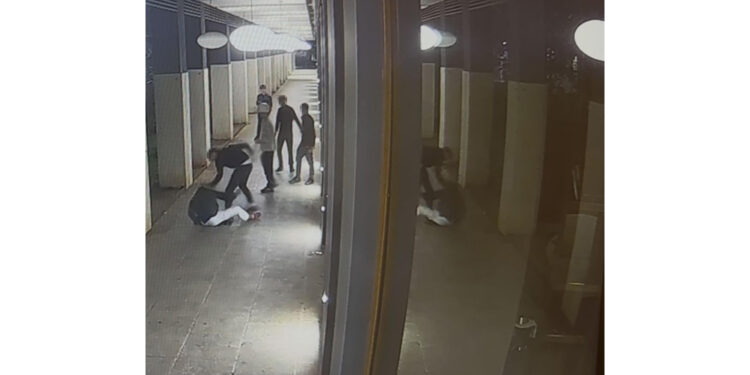 18enni davanti a gip il 21/11