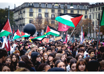 Anche universitari criticano il modello attuale istruzione