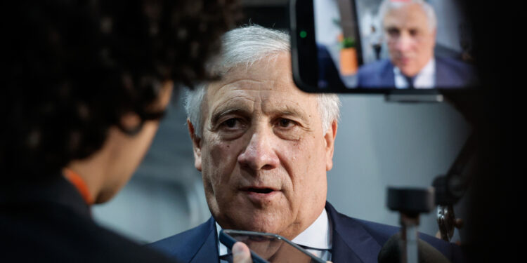 'Sul piano Usa solo indiscrezioni ma Kiev non può cadere'