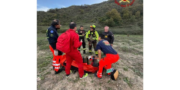 E' un pakistano che era sul mezzo insieme all'altra vittima