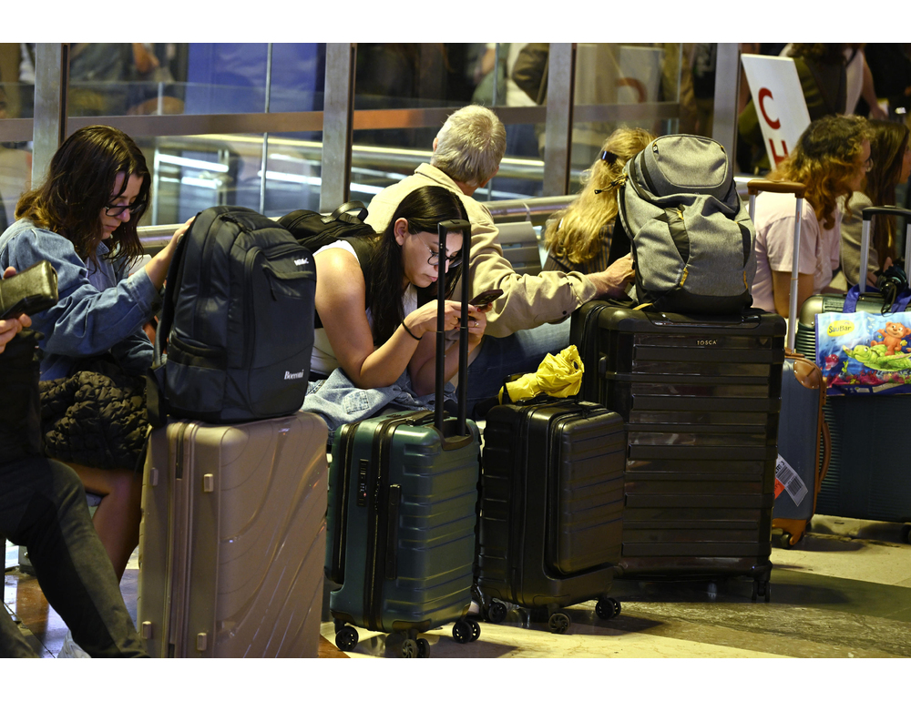 Treccani, ora arriva neologismo ‘infobulimia’