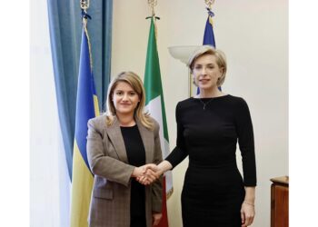 'Dimensione umanitaria al centro nostro impegno per Kiev'